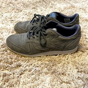 Women's Reebok trainer sneakers size 8